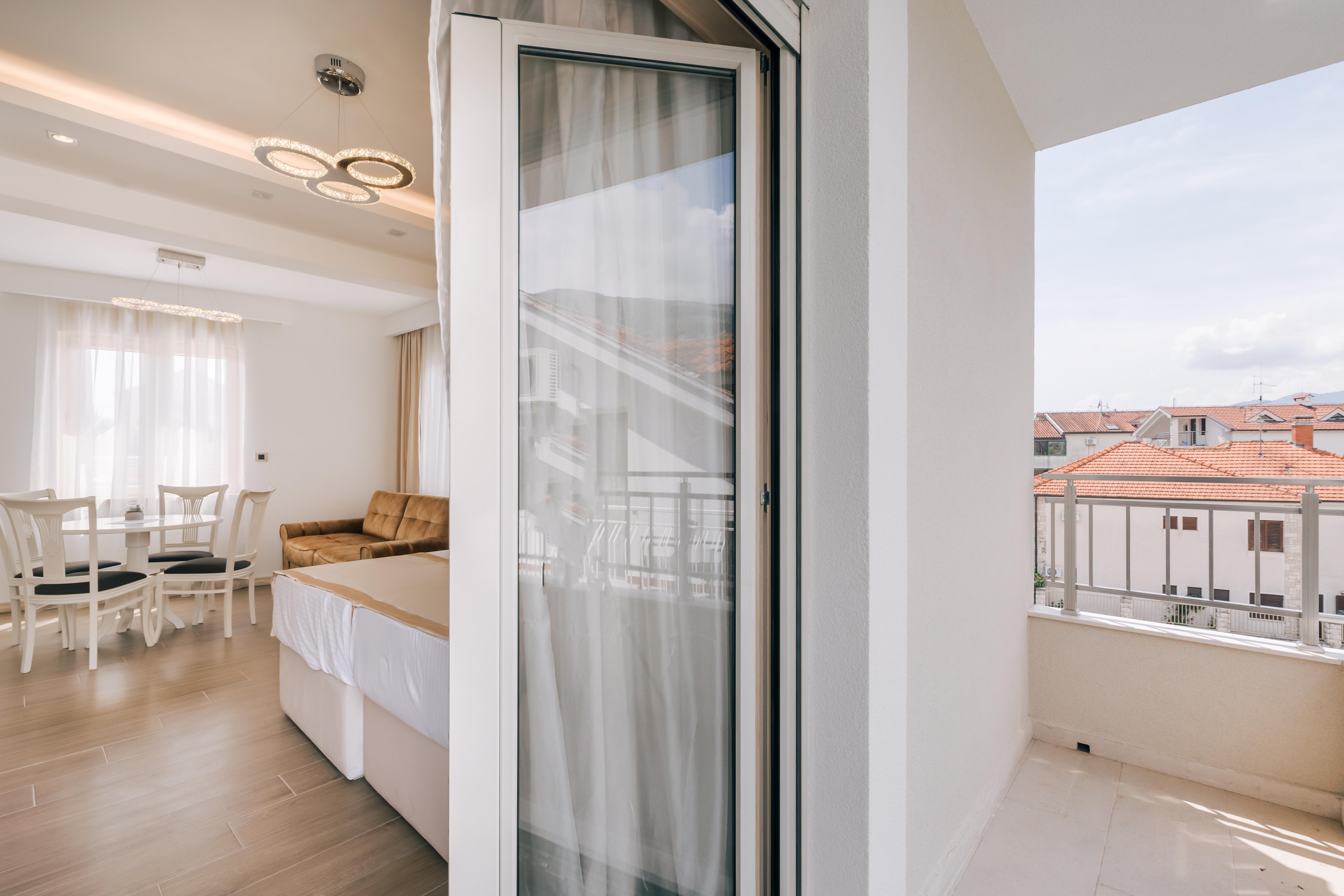 Splendido Mb Apartments Тиват Екстер'єр фото